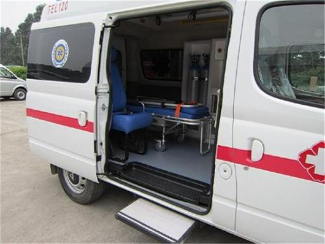 墨竹工卡救护车出租服务案例7